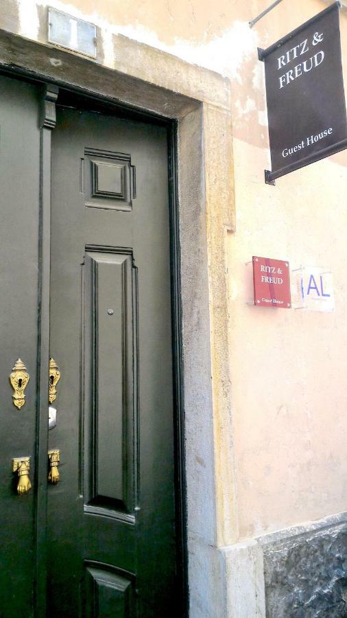 Ritz & Freud 3* Lisboa
